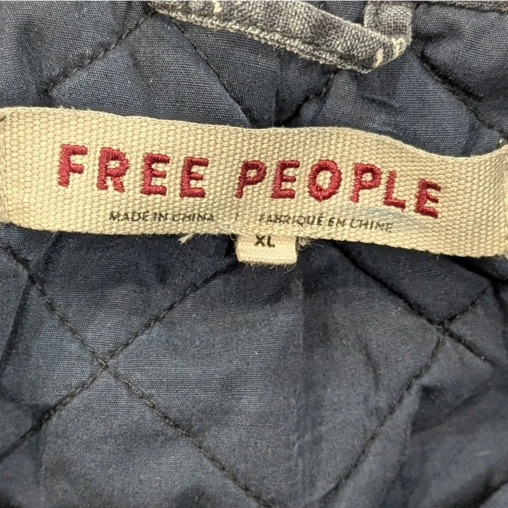 Free People Quilted MacKenzie Bomber Jacket XL Blue White Patterned Trim